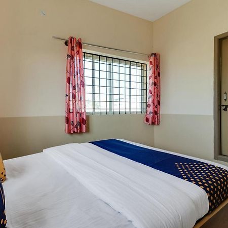 Hotel Spot On 76940 Sri Annapoorneshwari Residency Boarding & Lodging Hassan Exterior foto