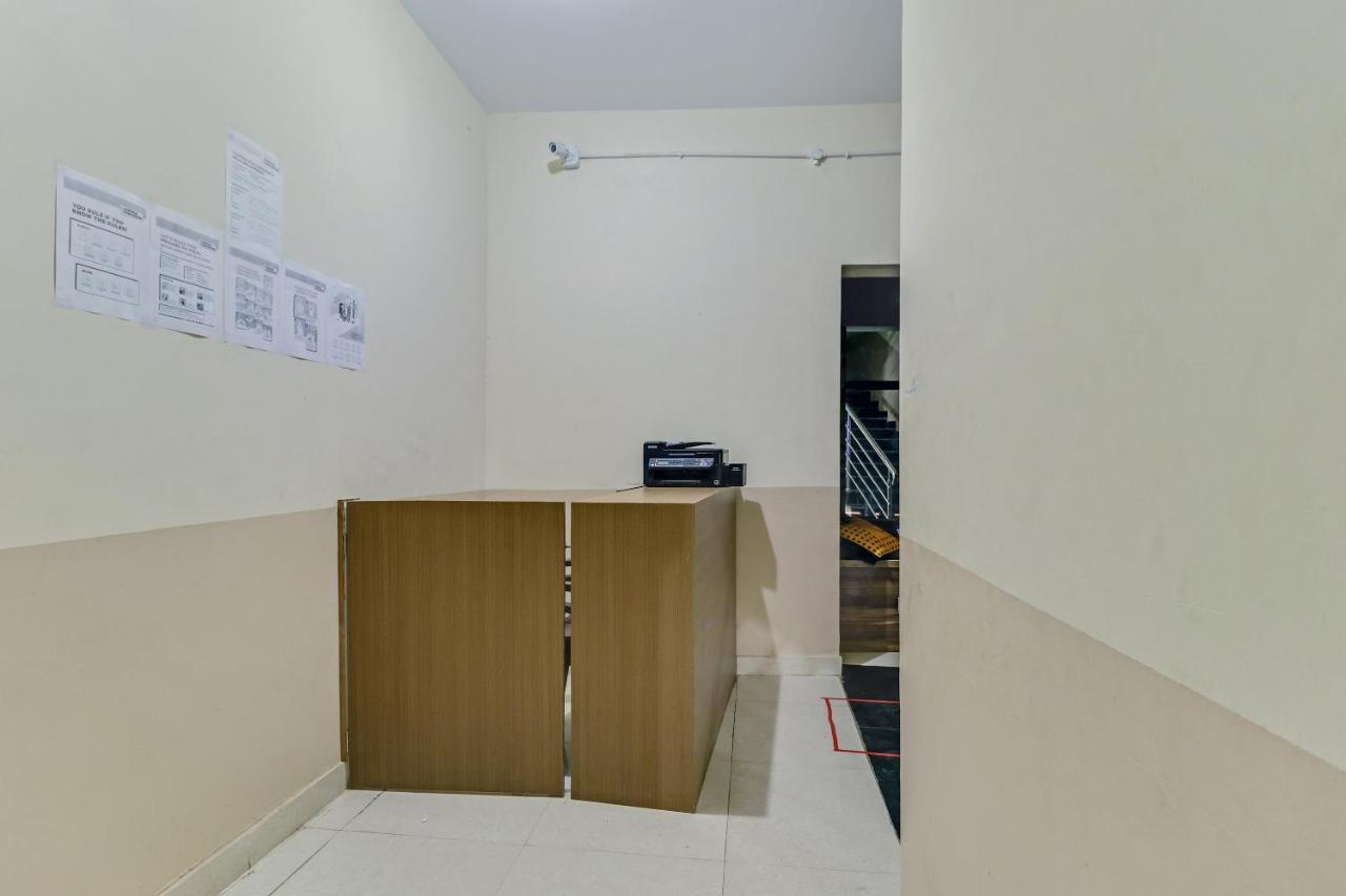 Hotel Spot On 76940 Sri Annapoorneshwari Residency Boarding & Lodging Hassan Exterior foto